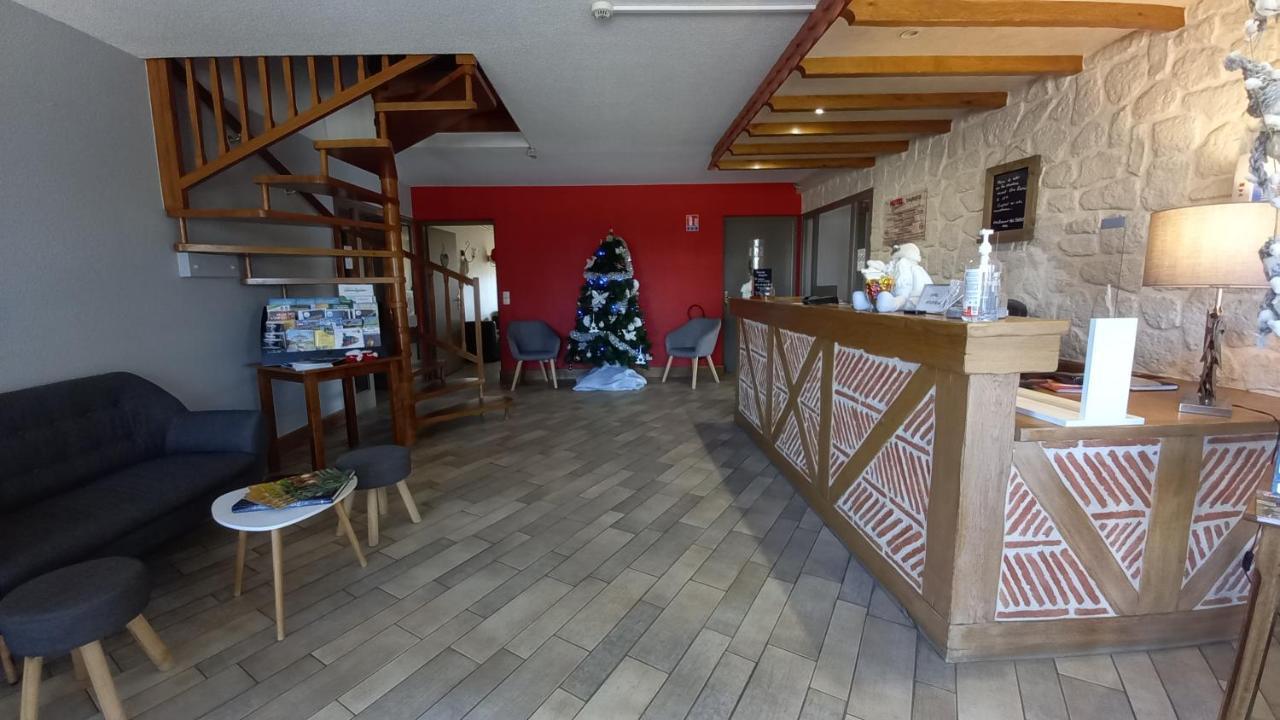 Etesia Hotel Feurs Exterior photo