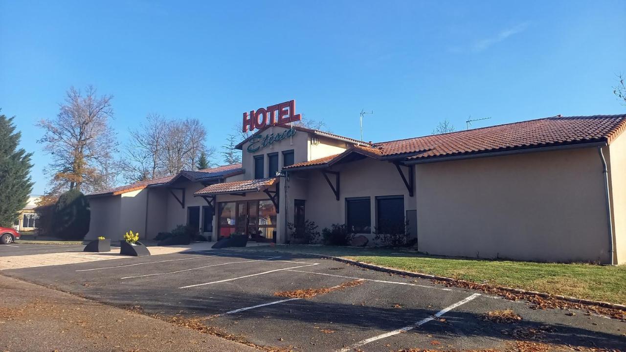 Etesia Hotel Feurs Exterior photo